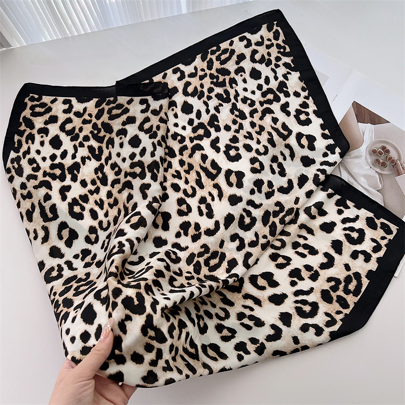 70cm Square Luxury Leopard Pri - Scarf Silk Square ulasan dan harga